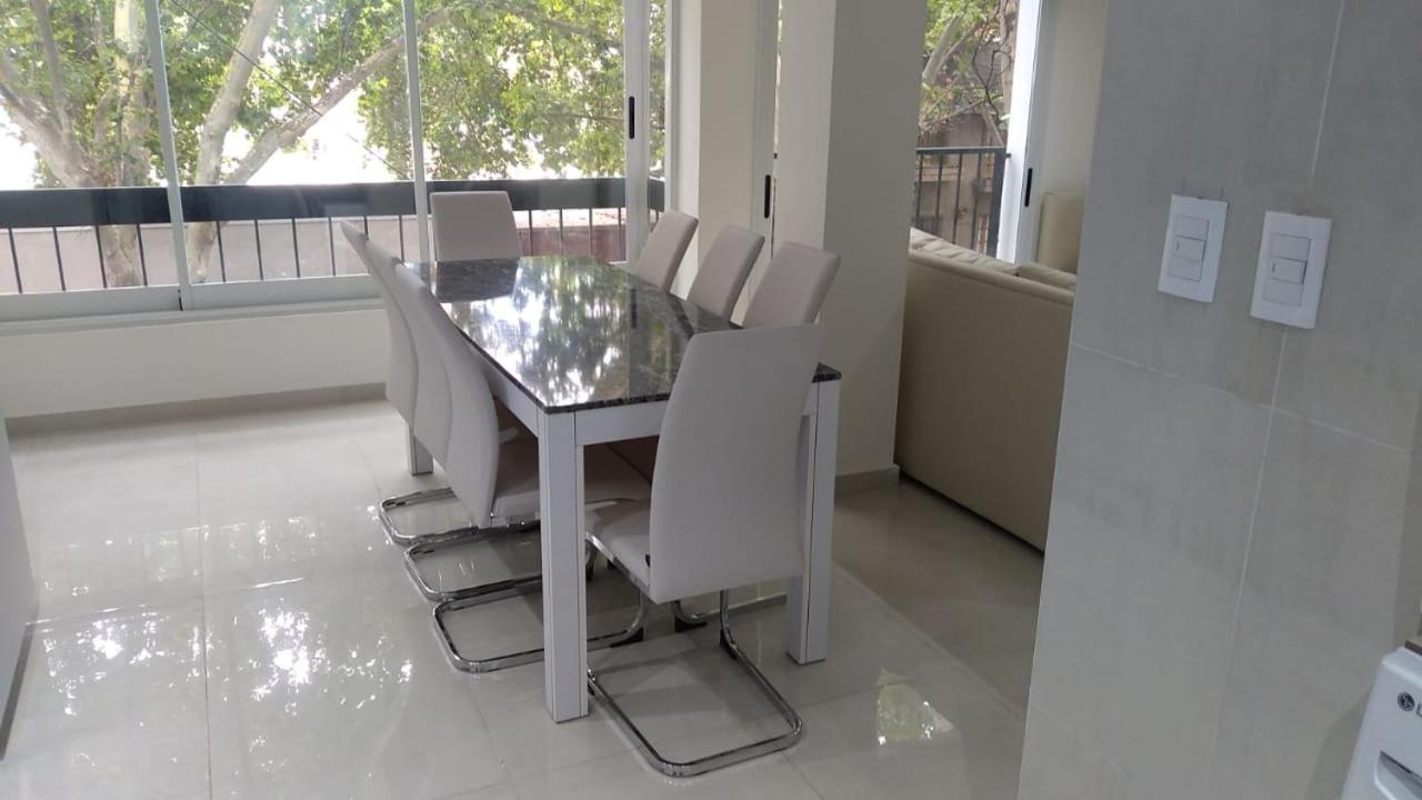 Amplio Departamento Balcon Pleno Centro Peatonal Lejlighed Mendoza Eksteriør billede